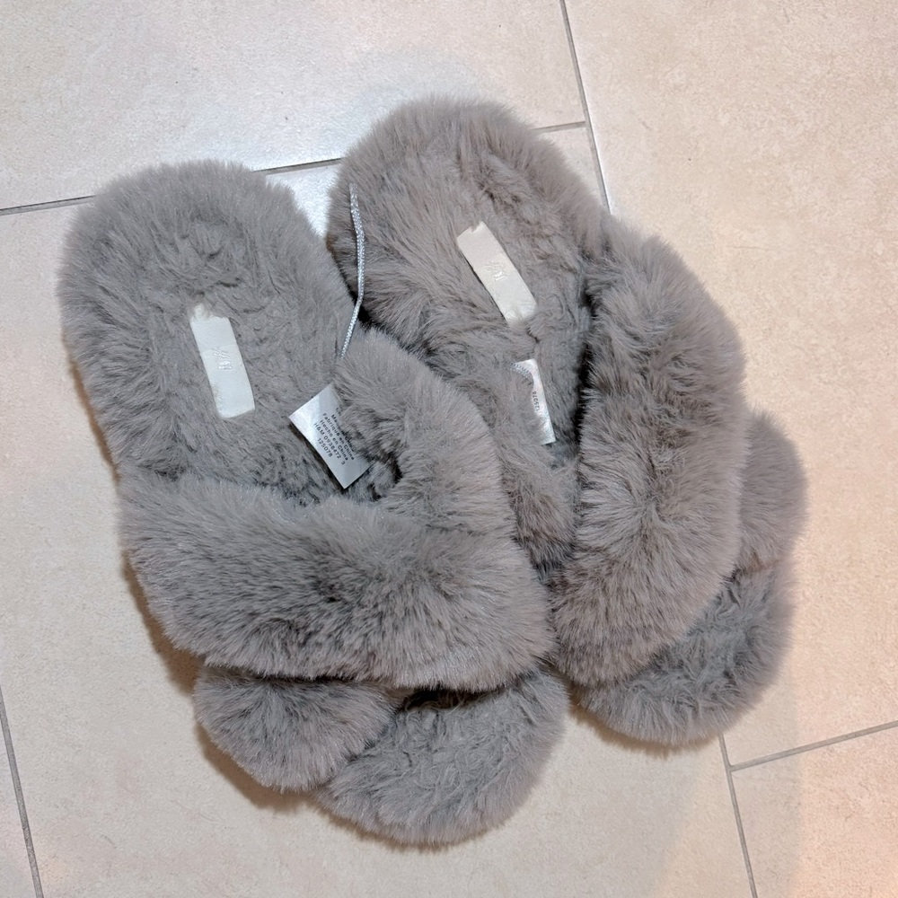 H&M Grey Fuzzy Faux Fur Slippers Size 8